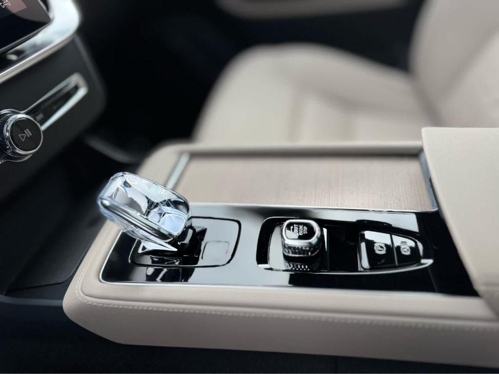 used 2025 Volvo XC90 car, priced at $49,600