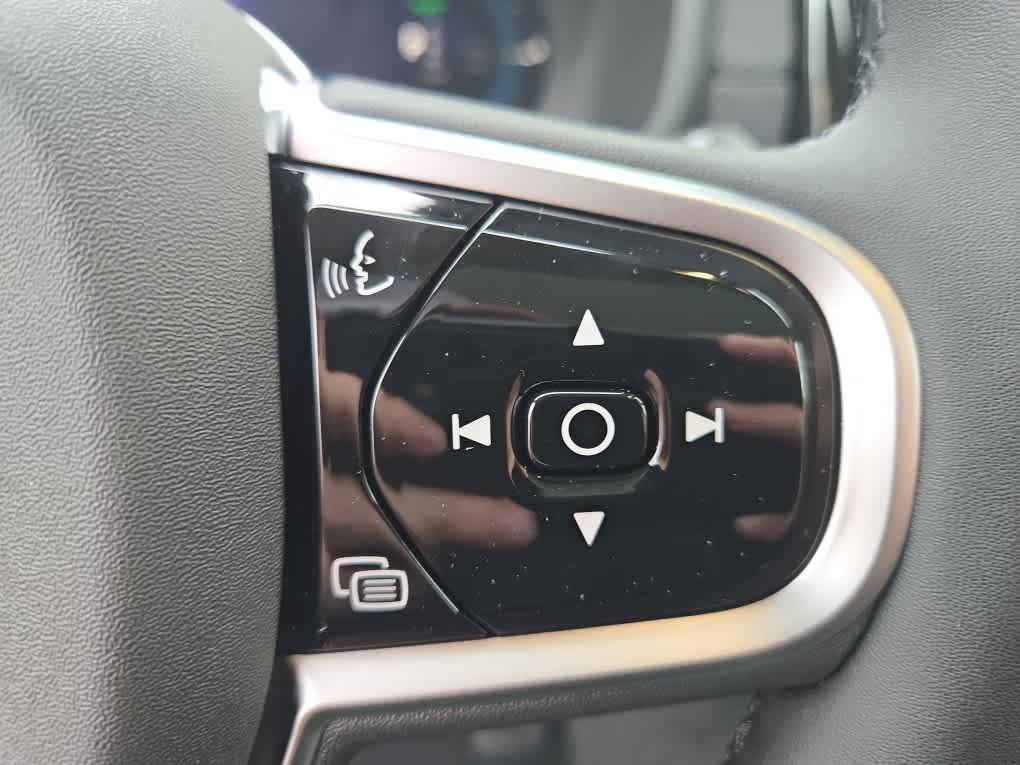 new 2025 Volvo XC90 Plug-In Hybrid car, priced at $80,045