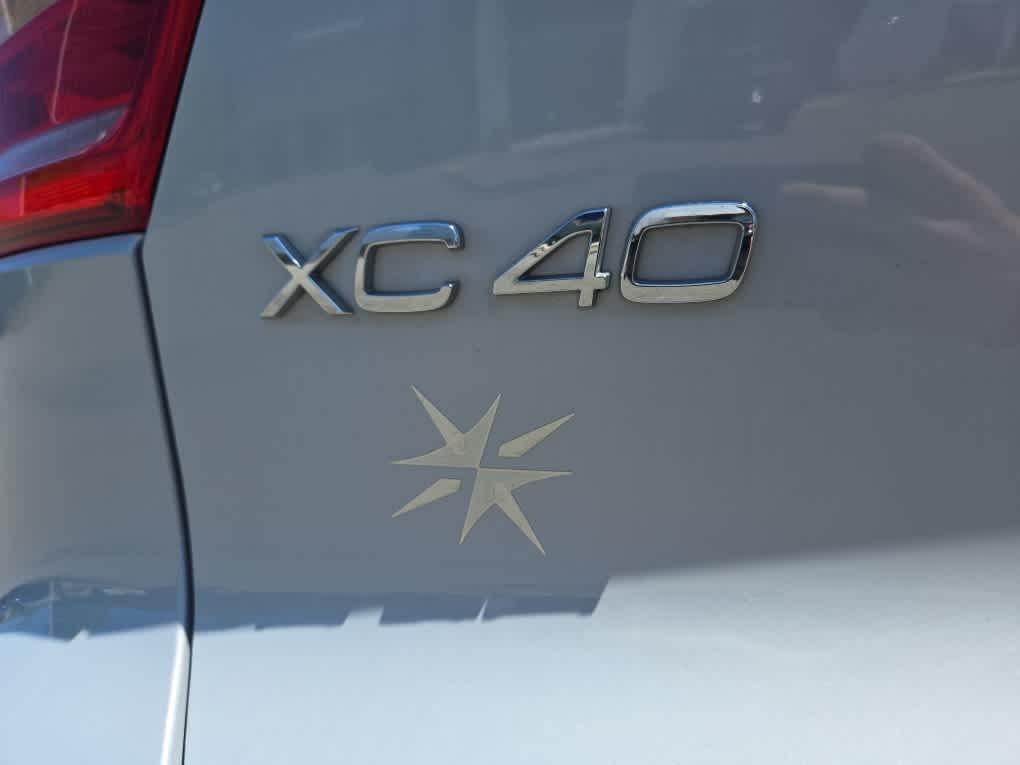 used 2020 Volvo XC40 car, priced at $27,900