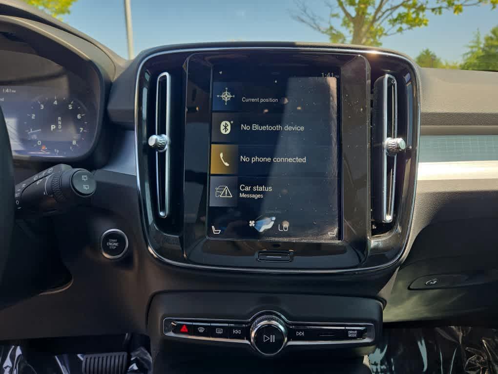 used 2020 Volvo XC40 car, priced at $27,900