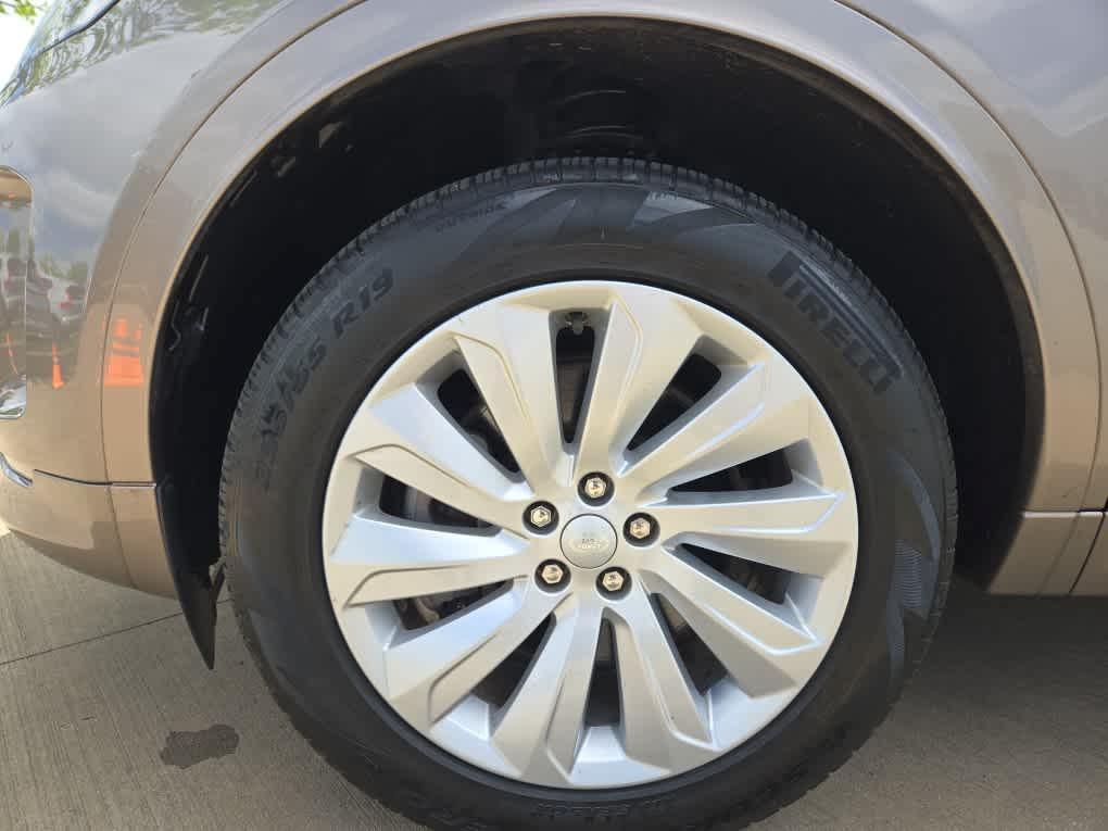 used 2022 Land Rover Discovery Sport car, priced at $31,900