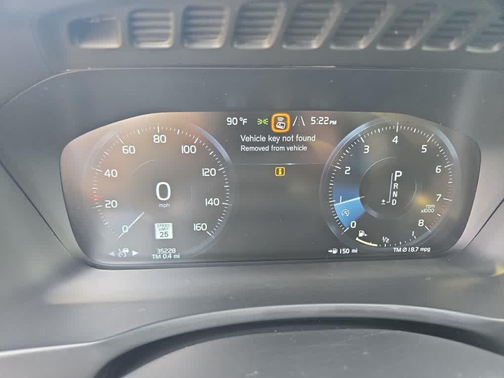 used 2022 Volvo XC90 car, priced at $41,500