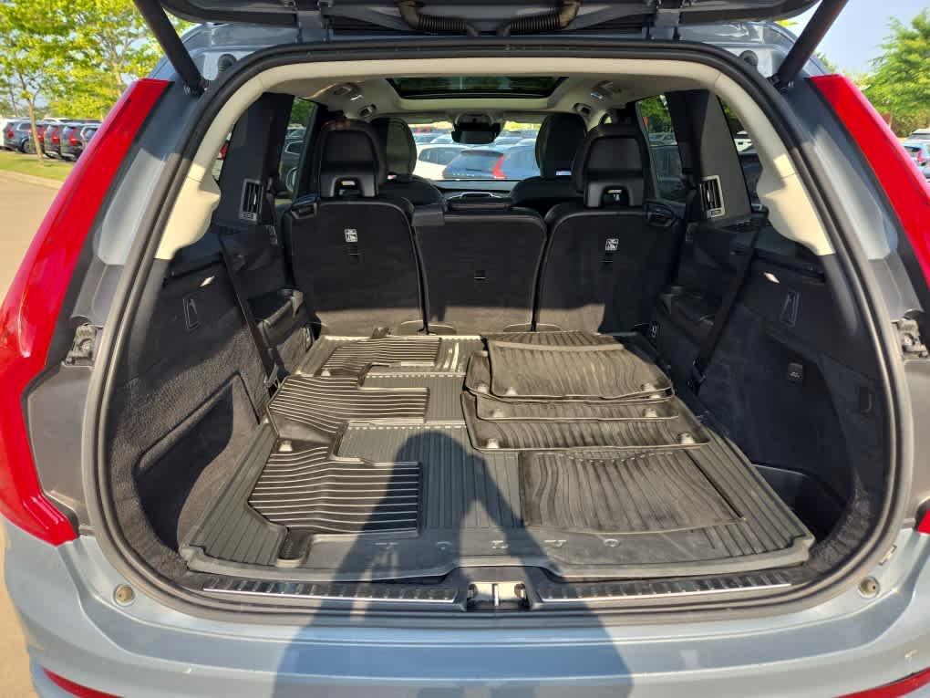 used 2022 Volvo XC90 car, priced at $41,500