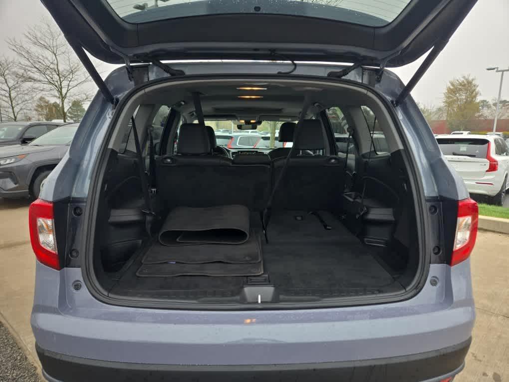 used 2022 Honda Pilot car, priced at $32,900