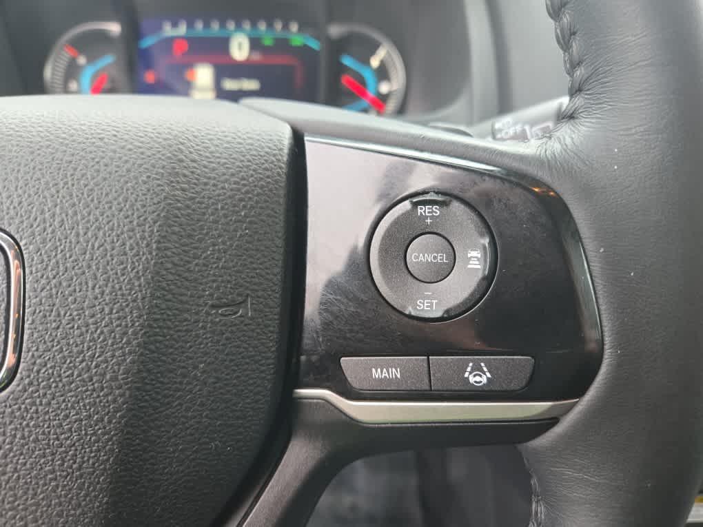 used 2022 Honda Pilot car, priced at $32,900