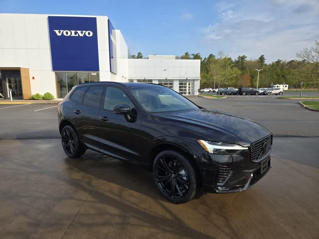 new 2025 Volvo XC60 car, priced at $67,695