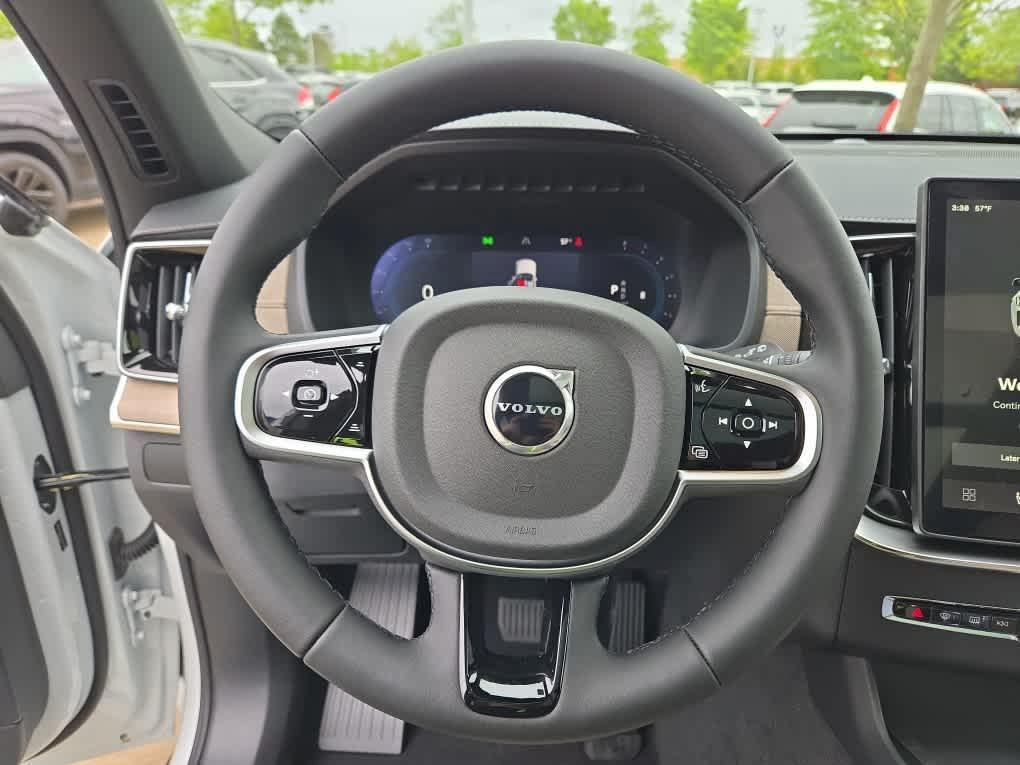 new 2025 Volvo XC90 car, priced at $69,155