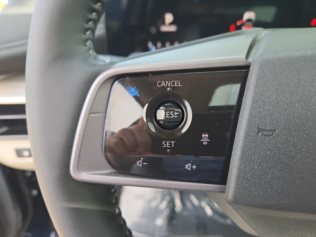 used 2025 Nissan Murano car, priced at $43,900