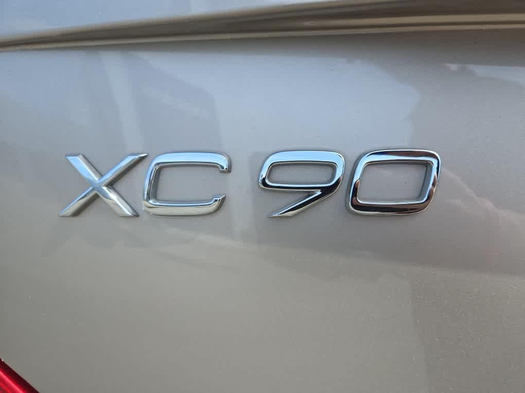 used 2023 Volvo XC90 car, priced at $39,200