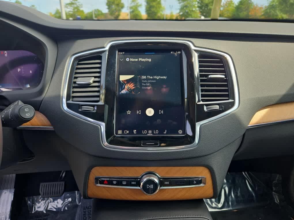 used 2023 Volvo XC90 car, priced at $39,200