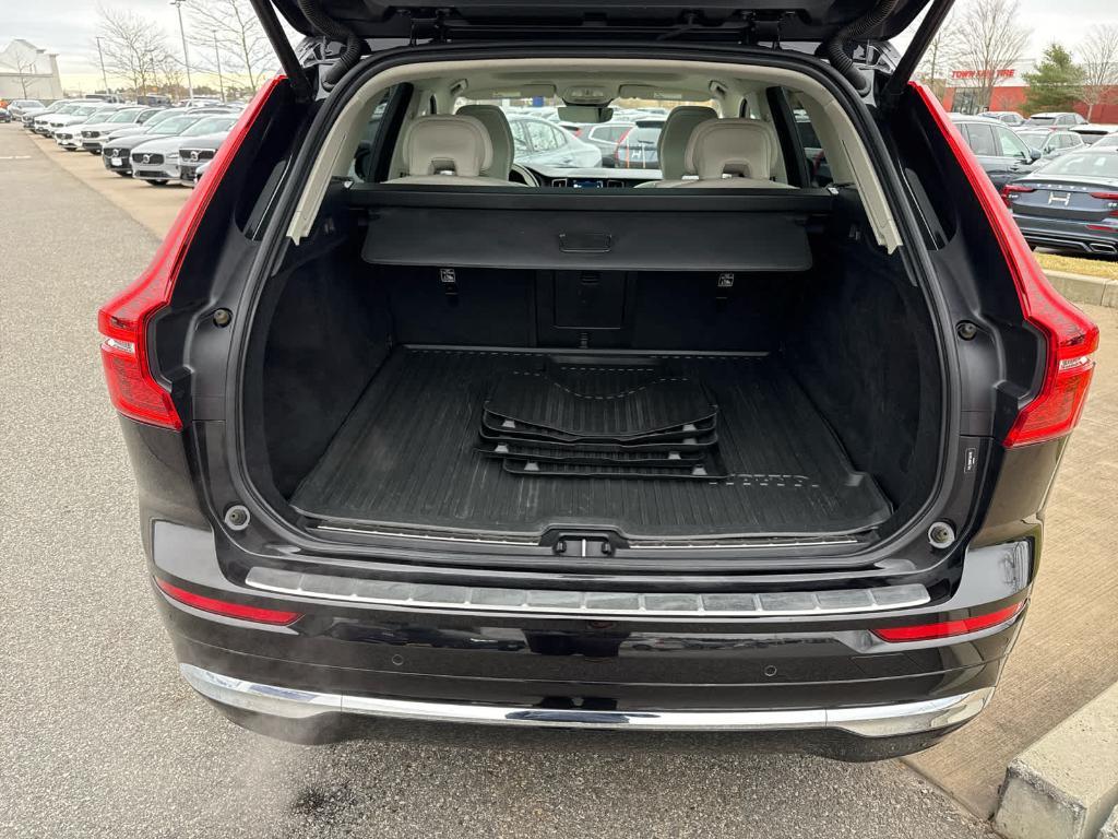 used 2023 Volvo XC60 car, priced at $33,900