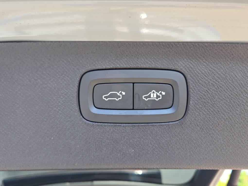 used 2024 Volvo XC90 car, priced at $45,600