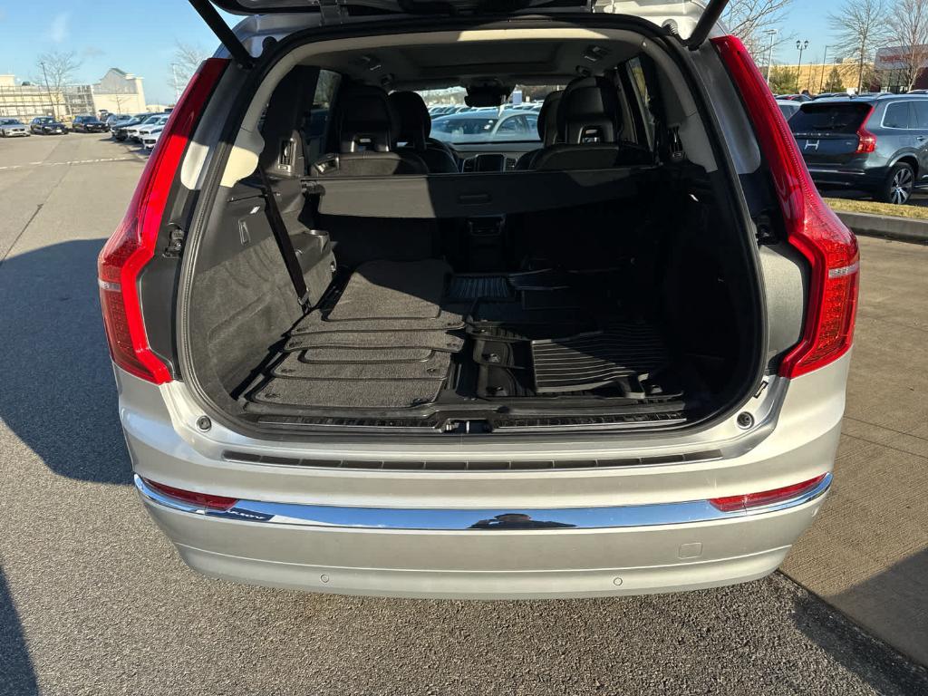 used 2022 Volvo XC90 Recharge Plug-In Hybrid car, priced at $46,500