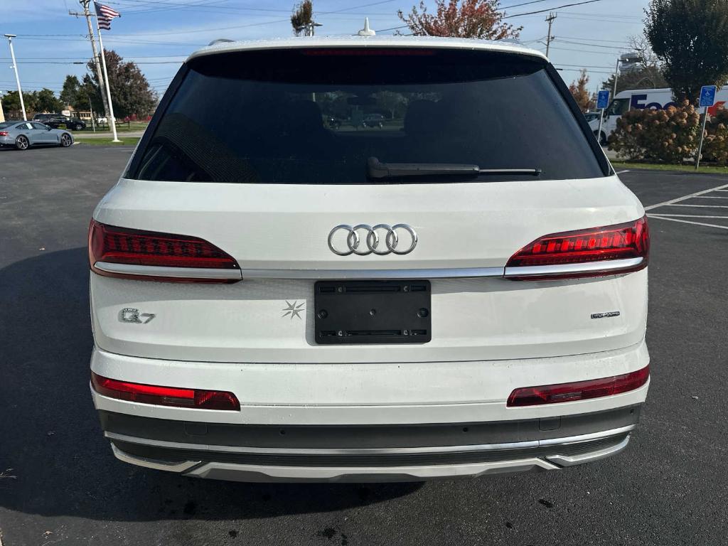 used 2021 Audi Q7 car, priced at $31,500