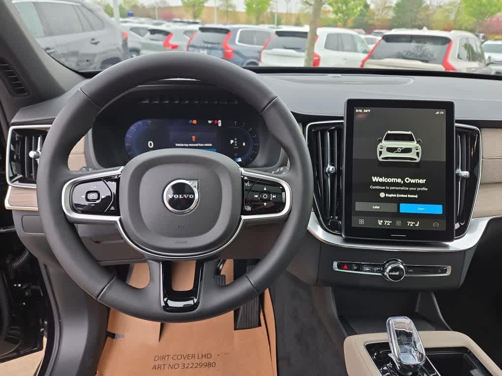 new 2025 Volvo XC90 car, priced at $69,155