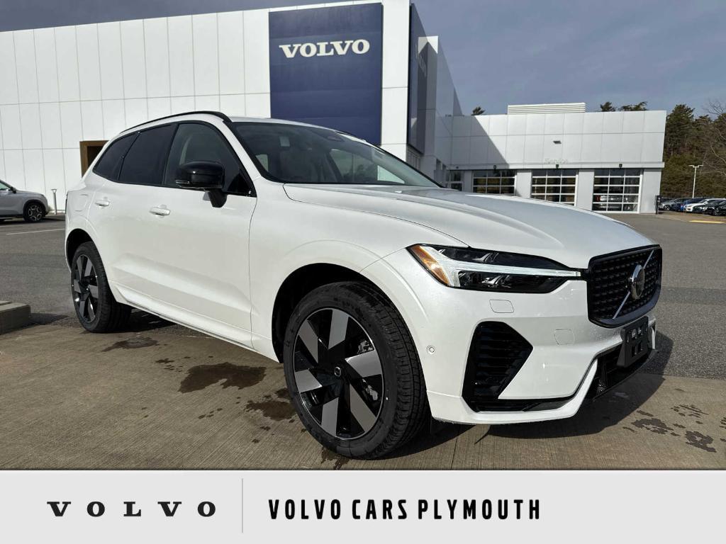 new 2025 Volvo XC60 Plug-In Hybrid car, priced at $66,260