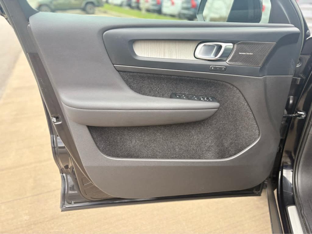 used 2023 Volvo XC40 car, priced at $30,200