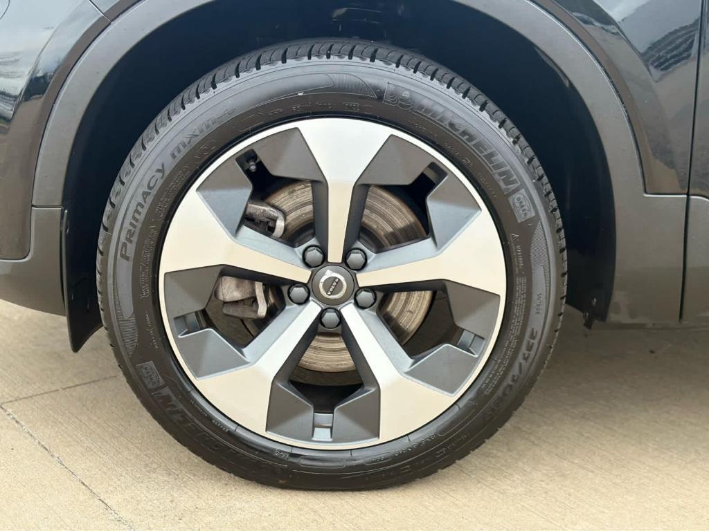 used 2023 Volvo XC40 car, priced at $30,200