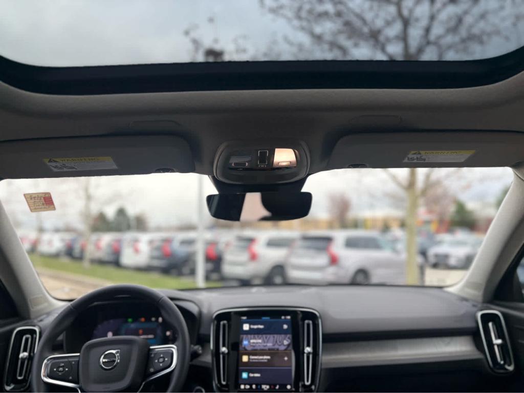used 2023 Volvo XC40 car, priced at $30,200