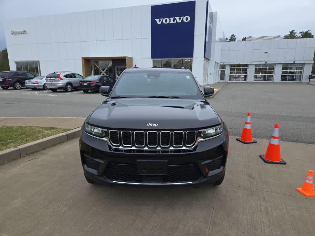 used 2024 Jeep Grand Cherokee car, priced at $35,900