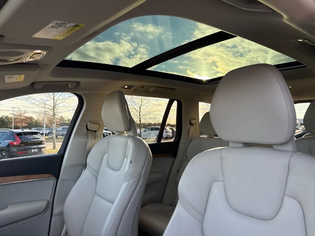 used 2022 Volvo XC90 car, priced at $34,900