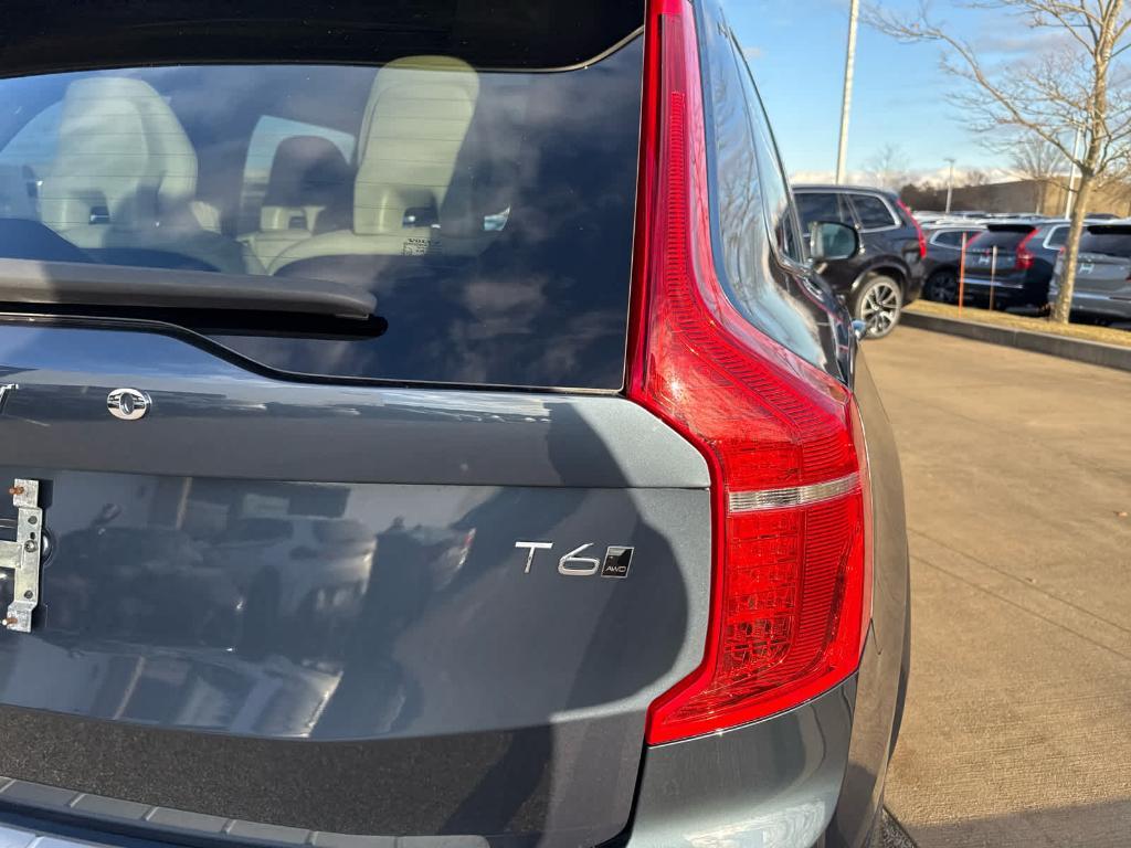 used 2022 Volvo XC90 car, priced at $34,900