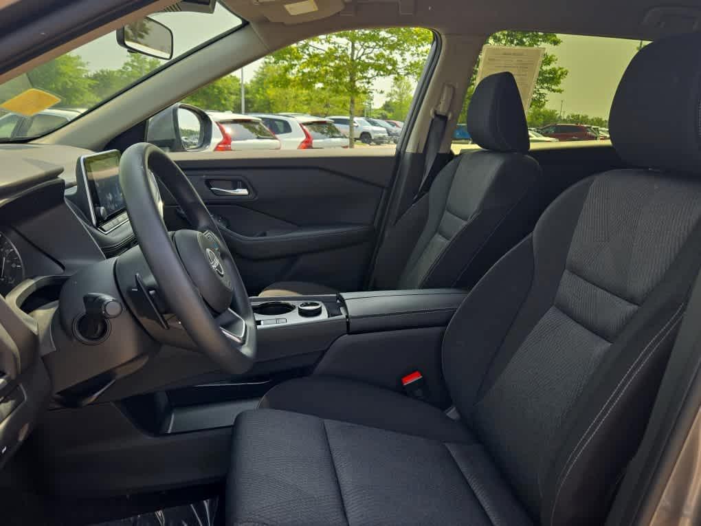 used 2024 Nissan Rogue car, priced at $26,300