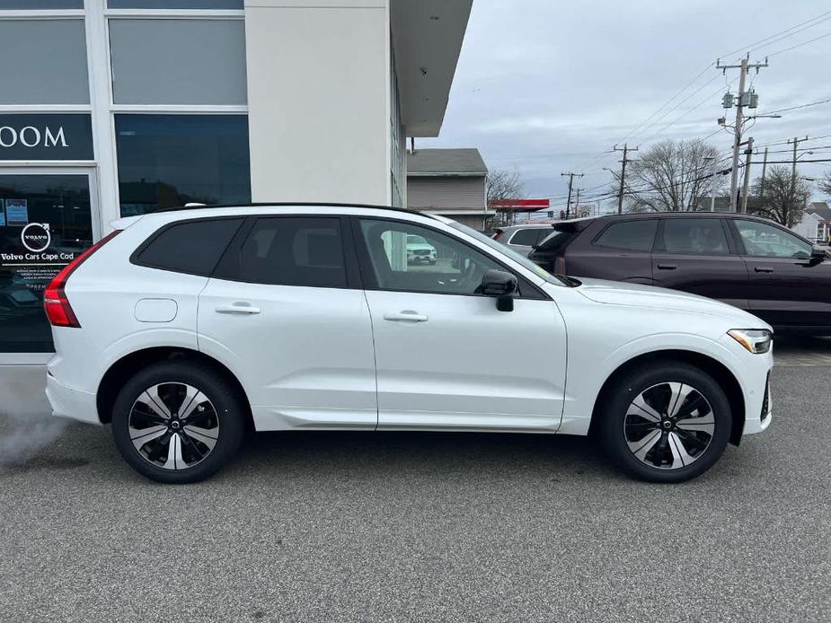 new 2025 Volvo XC60 Plug-In Hybrid car, priced at $66,175