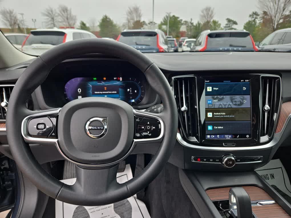 used 2024 Volvo S60 car, priced at $33,400