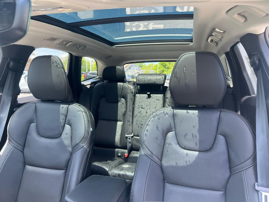 new 2025 Volvo XC60 car, priced at $67,360