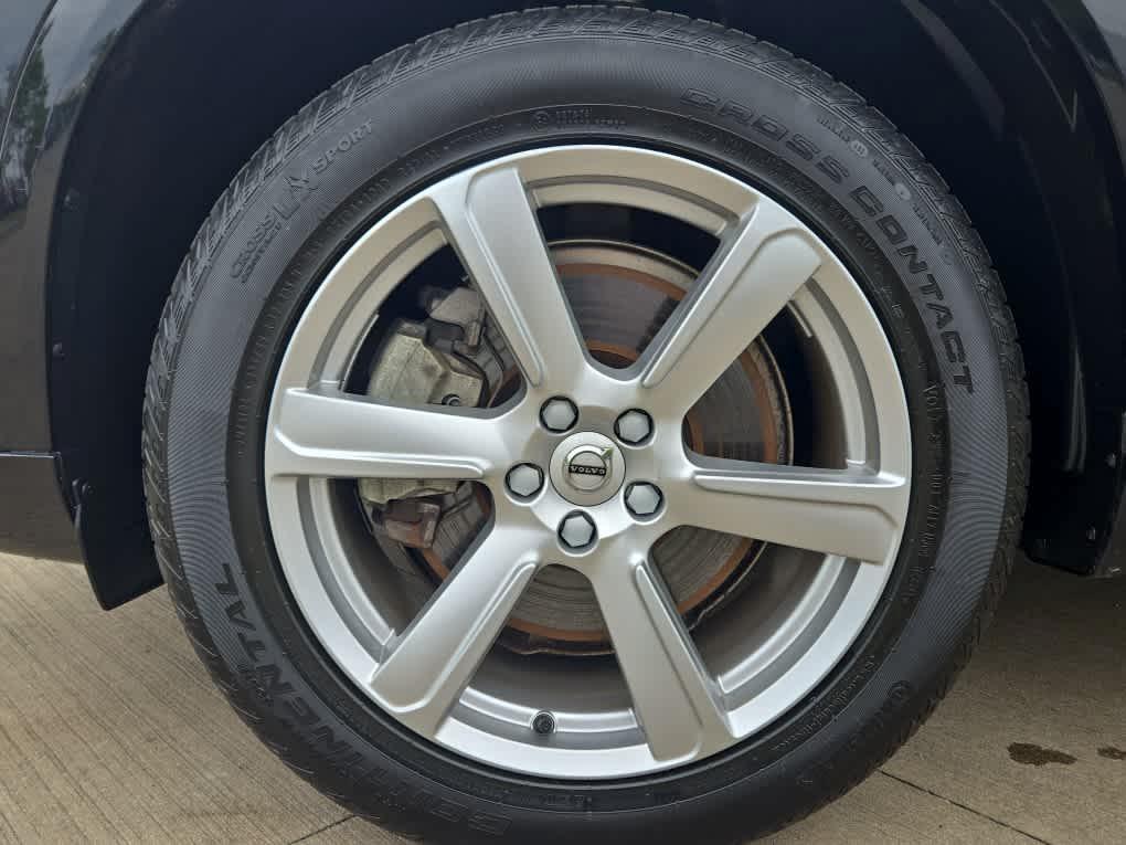 used 2023 Volvo XC90 car, priced at $42,500
