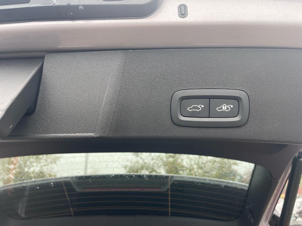 new 2026 Volvo XC40 car, priced at $50,150