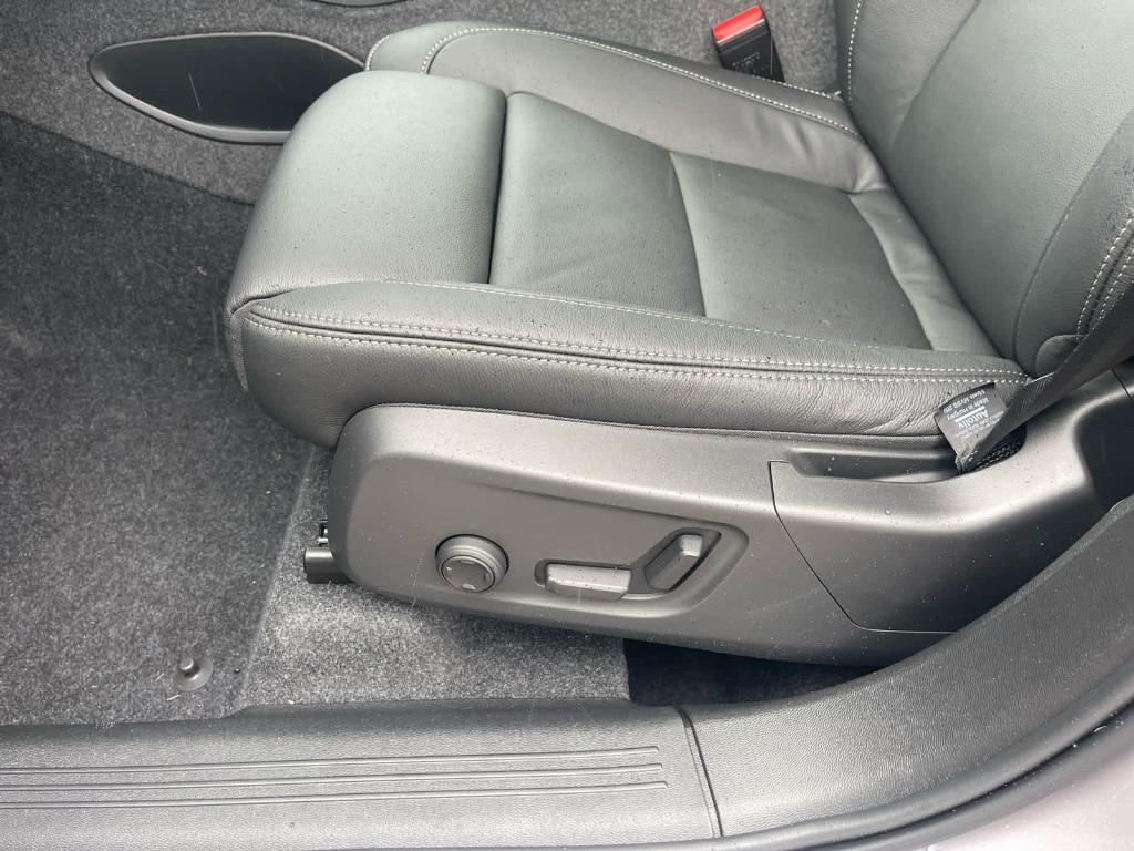 new 2026 Volvo XC40 car, priced at $50,150