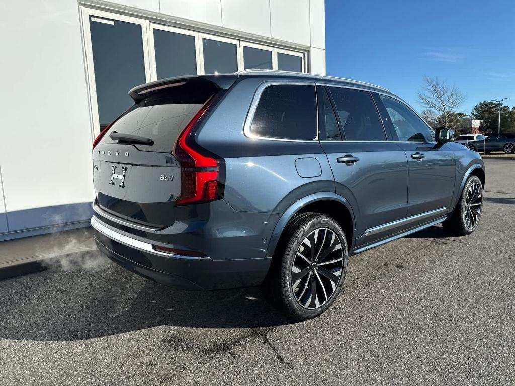 new 2025 Volvo XC90 car, priced at $69,115