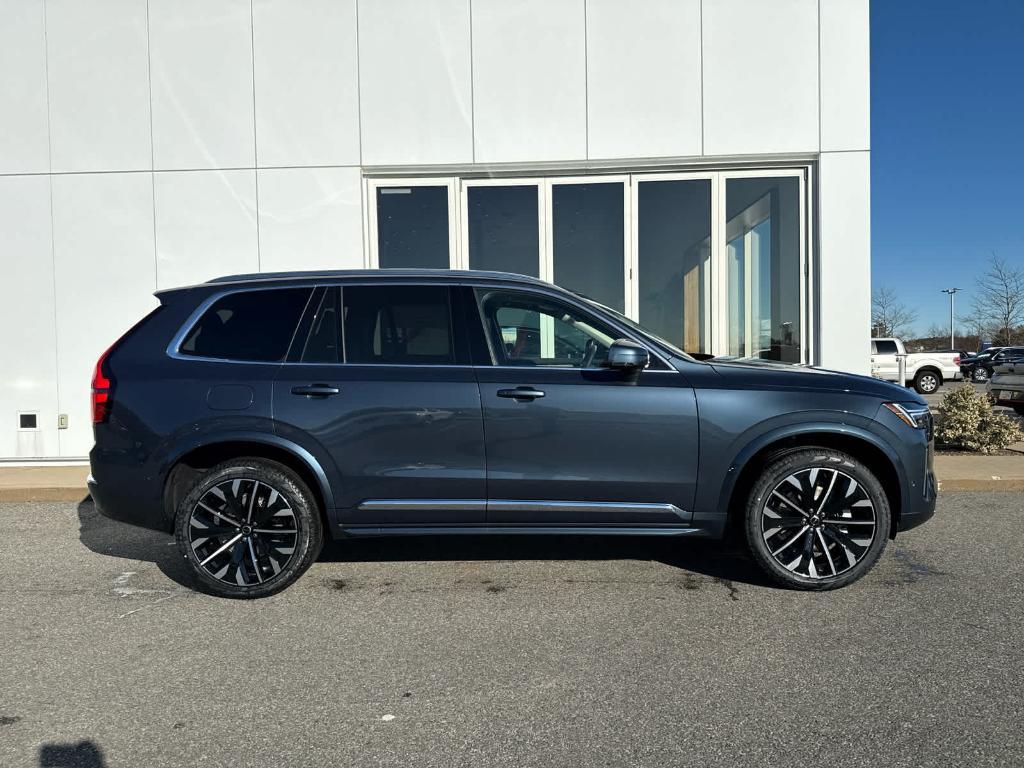 new 2025 Volvo XC90 car, priced at $69,115