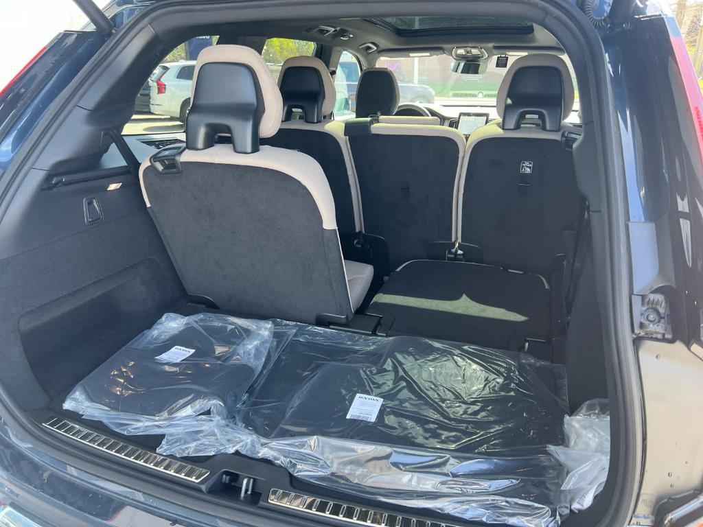 new 2025 Volvo XC90 car, priced at $60,545