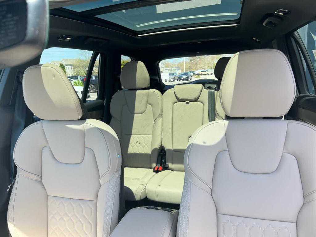 new 2025 Volvo XC90 car, priced at $60,545