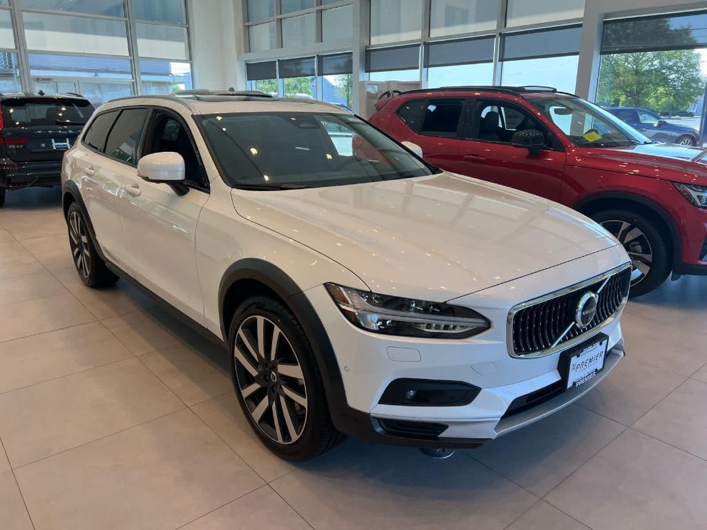 new 2025 Volvo V90 Cross Country car, priced at $68,950
