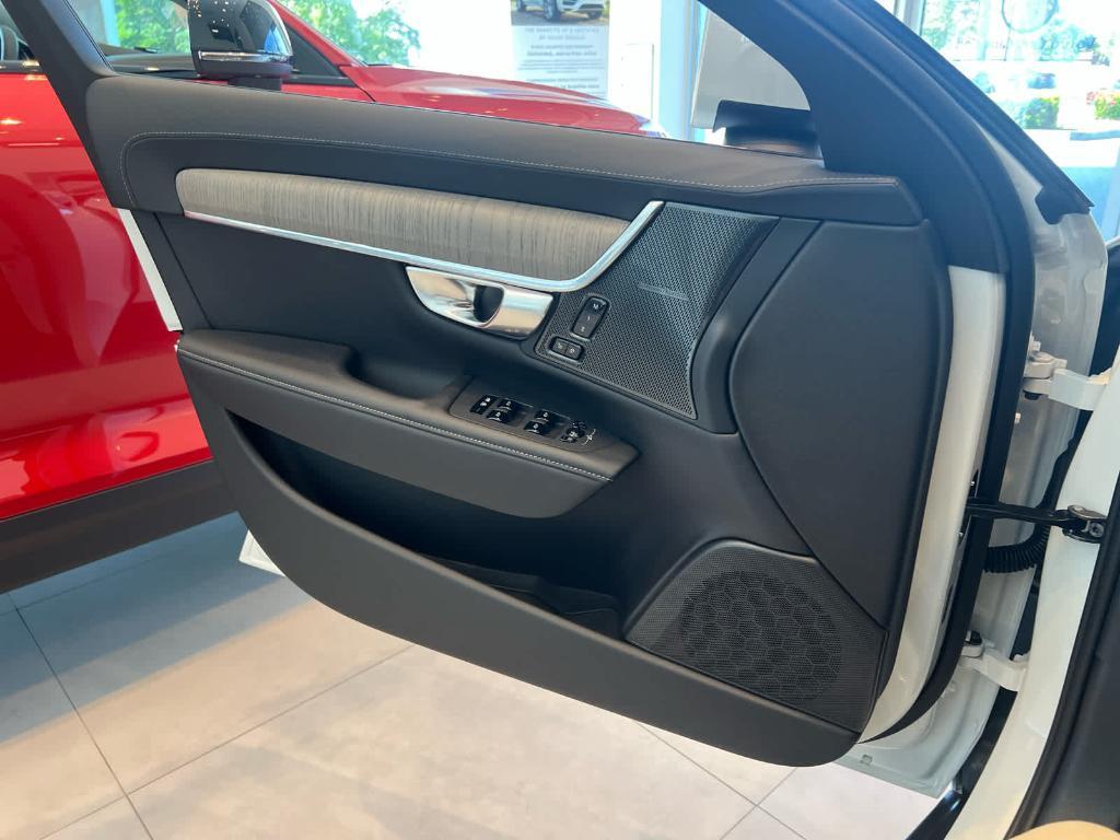 new 2025 Volvo V90 Cross Country car, priced at $68,950