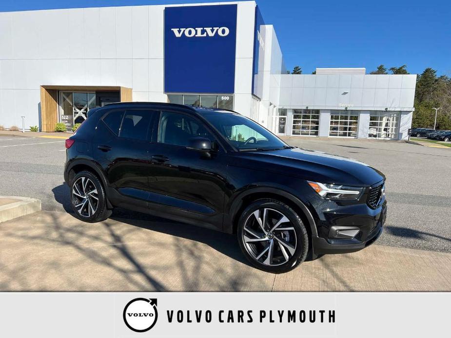 used 2021 Volvo XC40 car, priced at $31,900