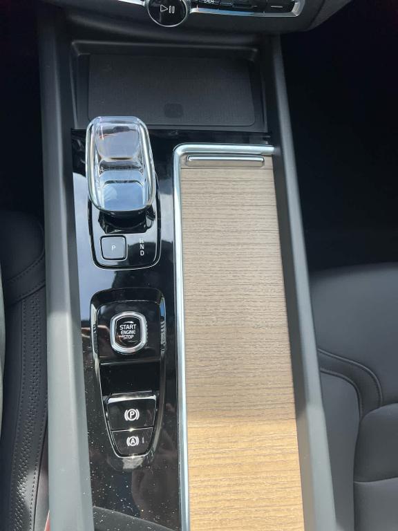 new 2026 Volvo XC60 car, priced at $57,985