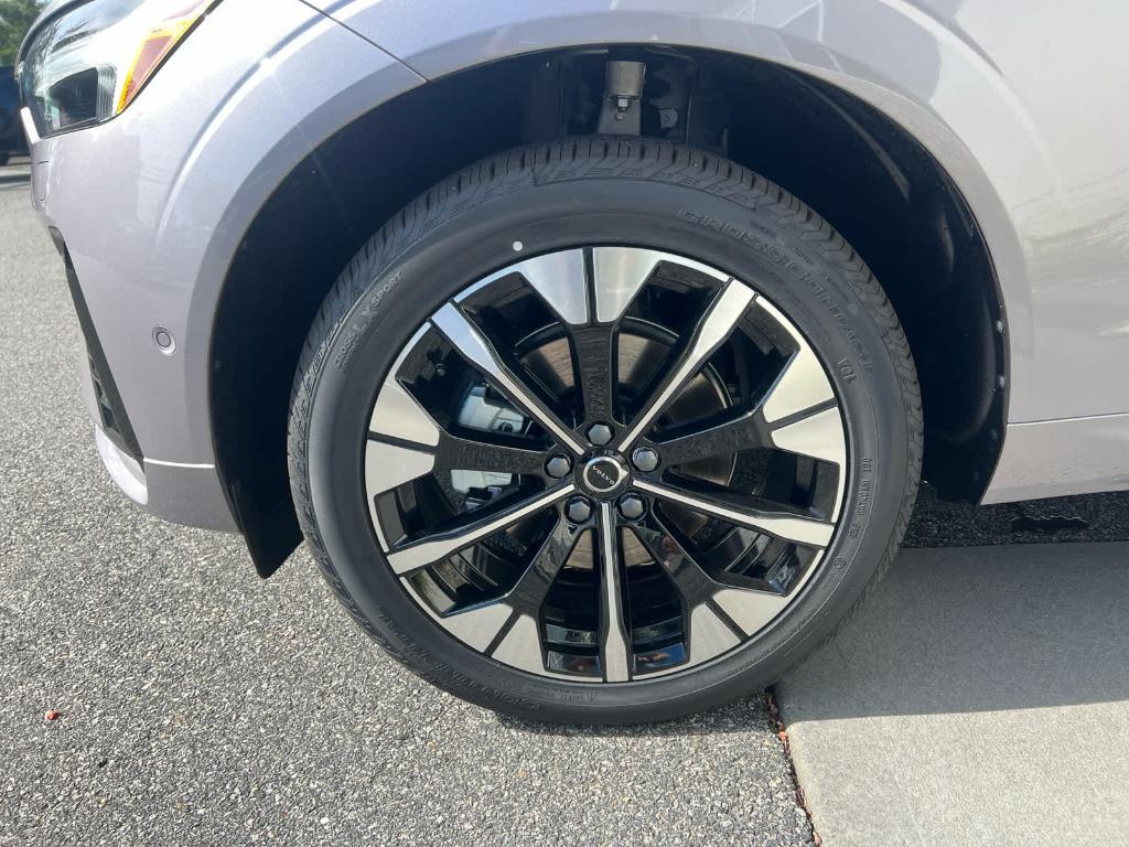 new 2026 Volvo XC60 car, priced at $57,985