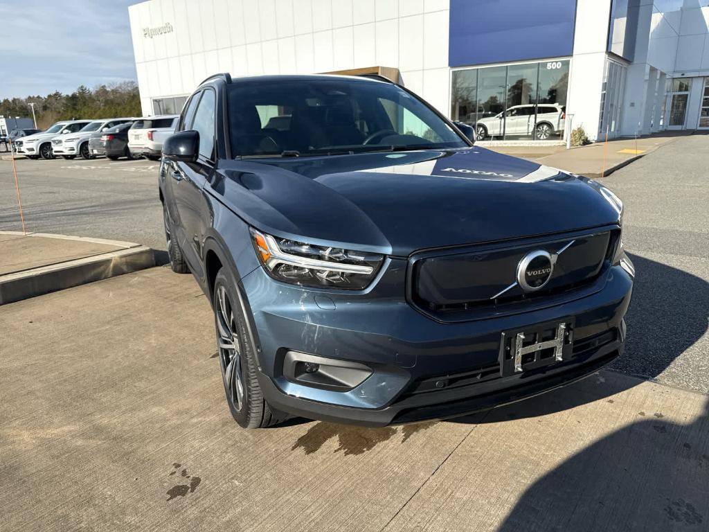 used 2022 Volvo XC40 Recharge Pure Electric car, priced at $30,200