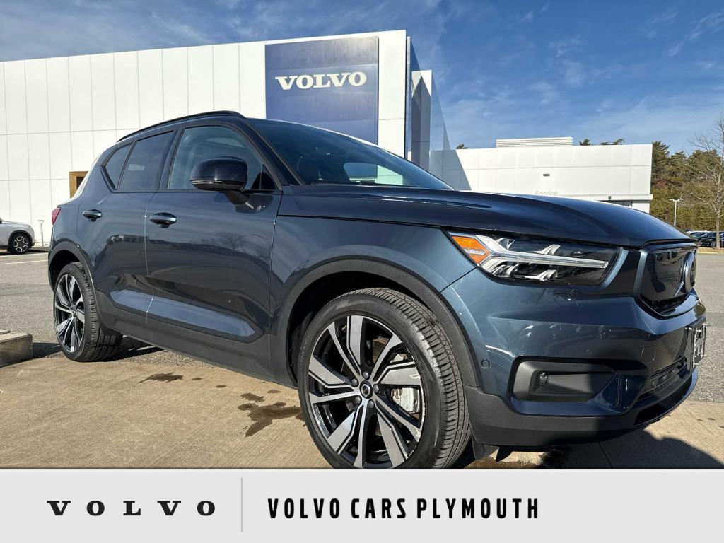 used 2022 Volvo XC40 Recharge Pure Electric car, priced at $30,200