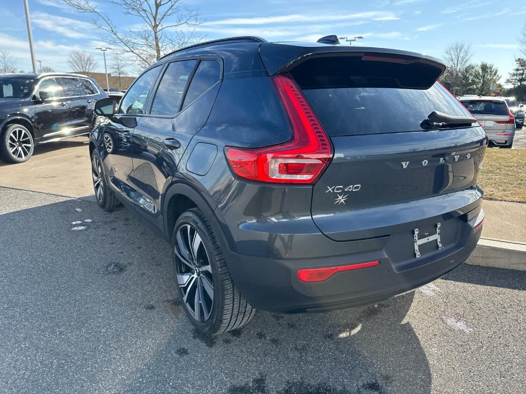 used 2022 Volvo XC40 Recharge Pure Electric car, priced at $30,200