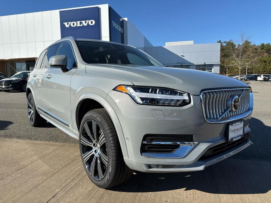 new 2025 Volvo XC90 car, priced at $68,955