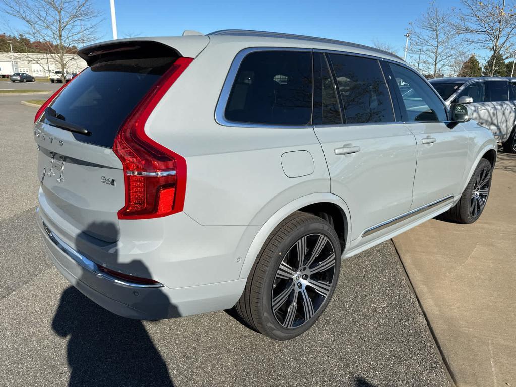 new 2025 Volvo XC90 car, priced at $68,955