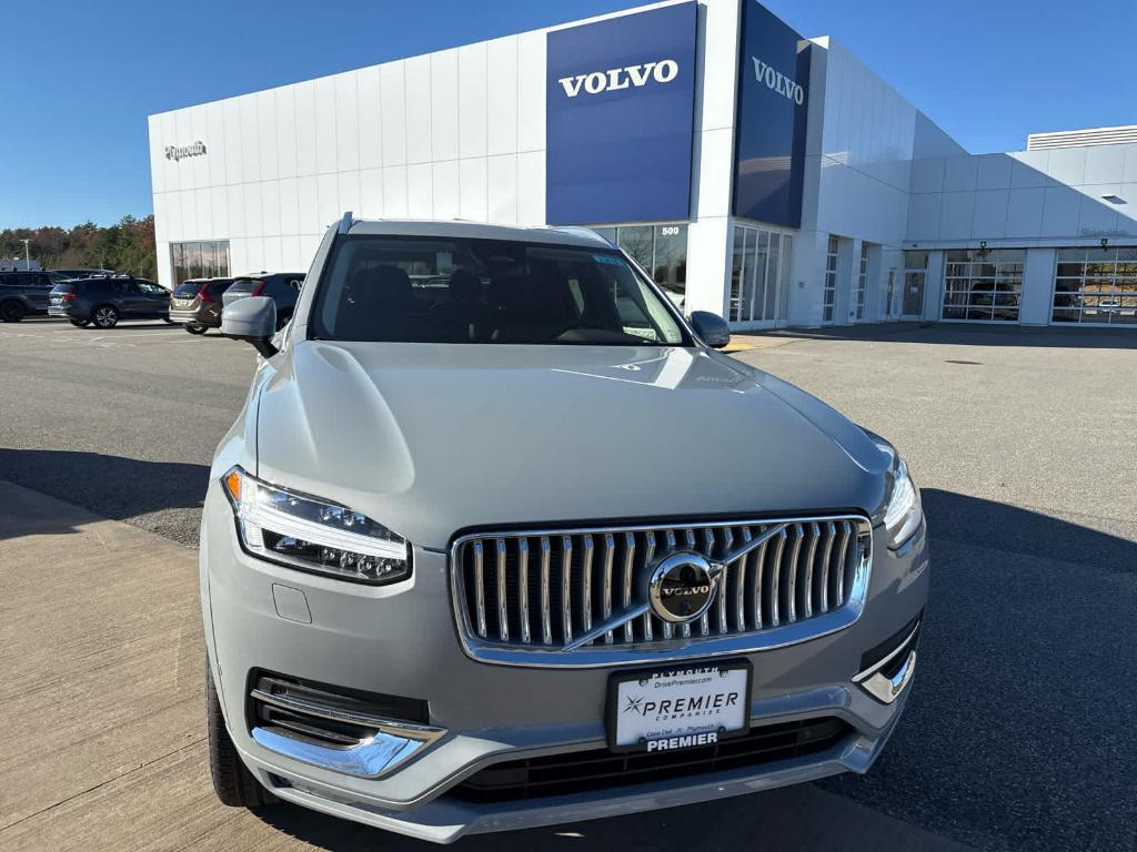 new 2025 Volvo XC90 car, priced at $68,955