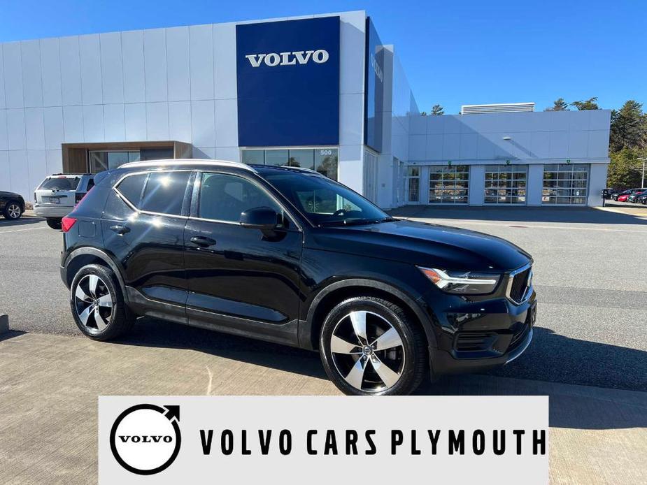 used 2019 Volvo XC40 car, priced at $22,700