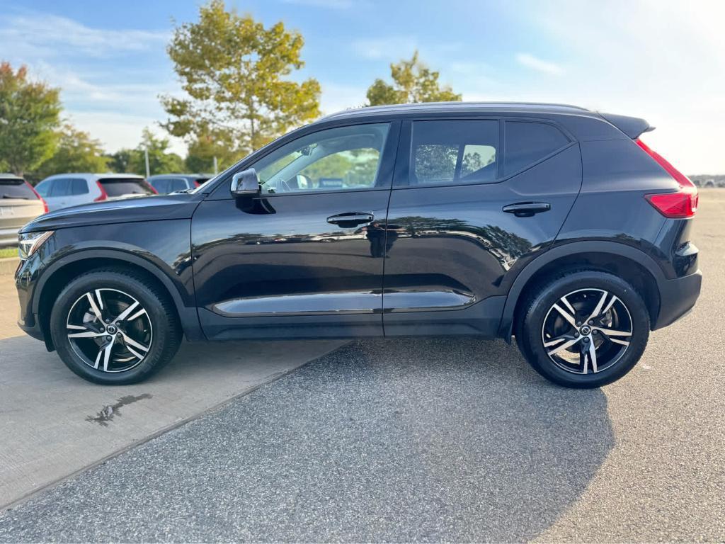 used 2023 Volvo XC40 car, priced at $28,900